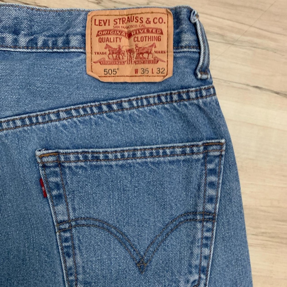 Levis 505 Regular Fit Blue Jeans Mens 36x32 Straight Leg Denim